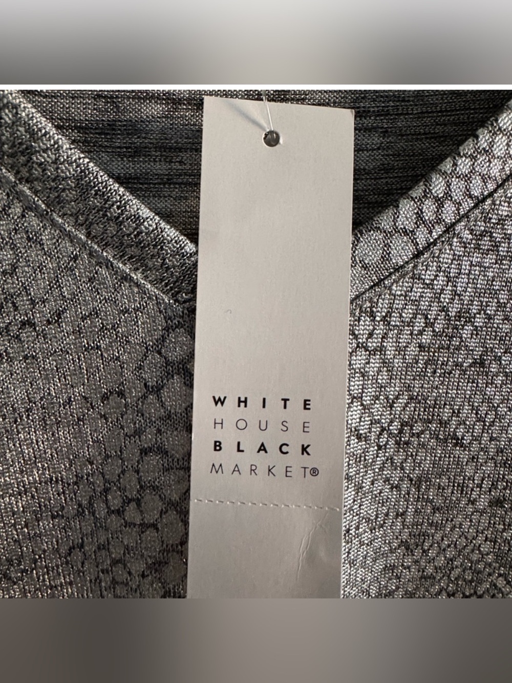 White House Black Market Metallic Silver Snake Print V-Neck Tee S NWT - Picture 2 of 6